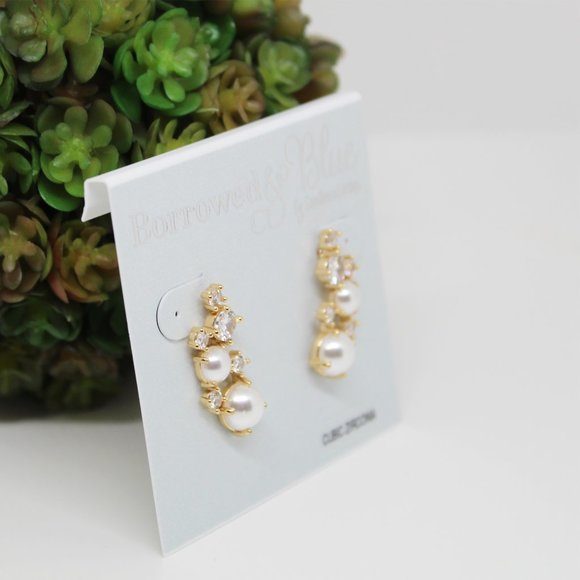 Borrowed & Blue by Southern Living Crystal and Pearl cluster earrings - Picture 3 of 5